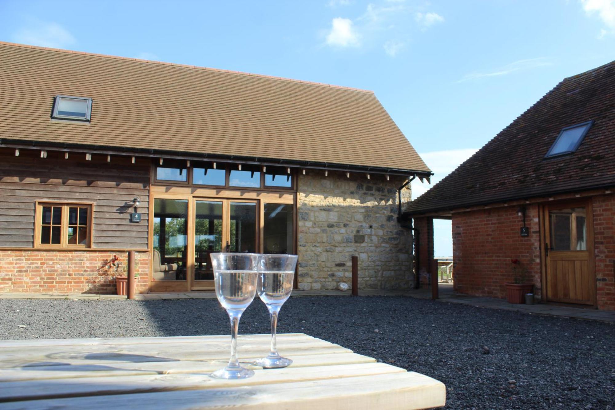 Parkfields Barns Self Catering Accommodation 버킹엄 외부 사진